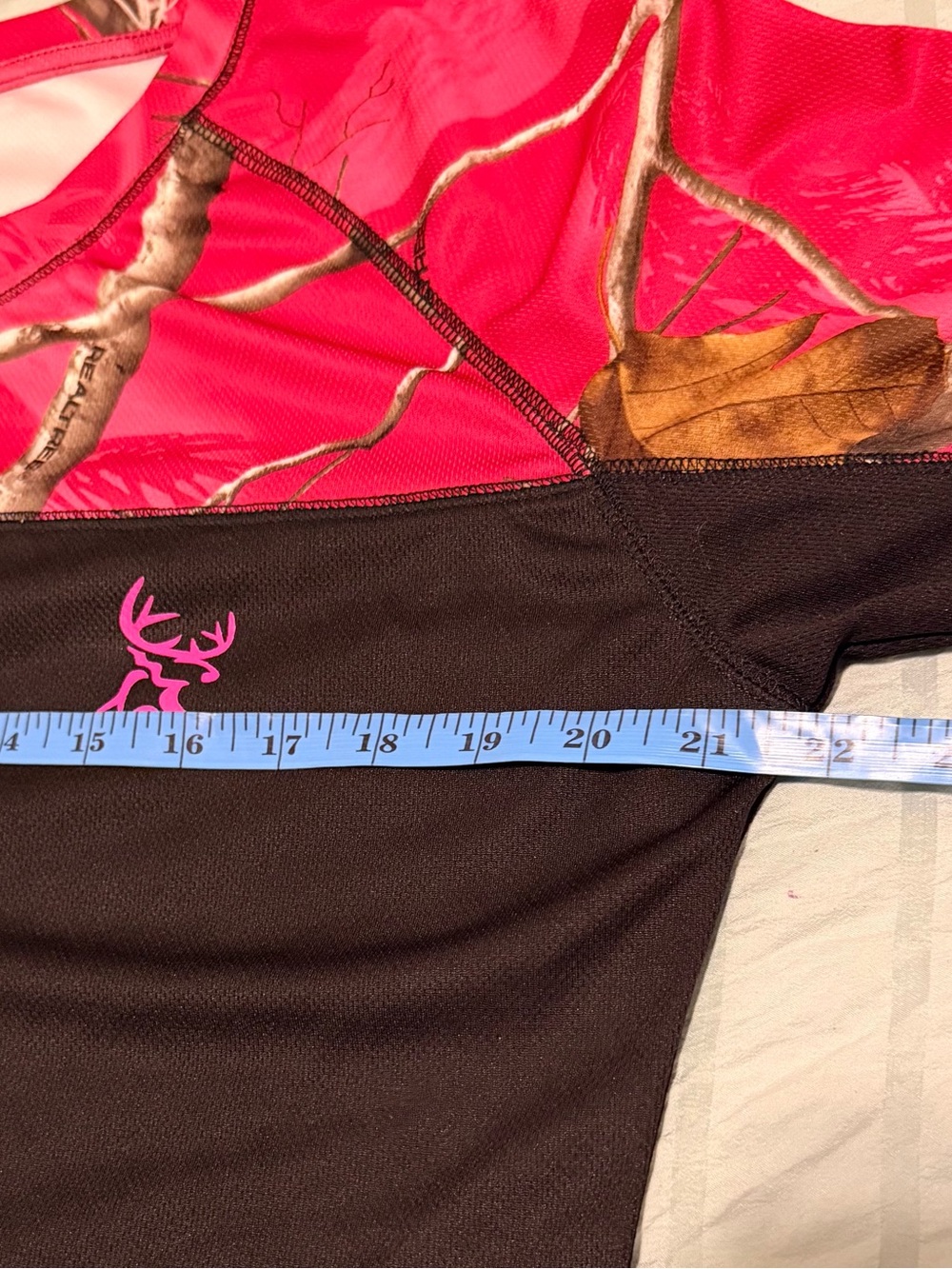 Bushmaster Realtree Pink Camouflage Long Sleeve Performance Shirt Size L - NWOT - Picture 7 of 8